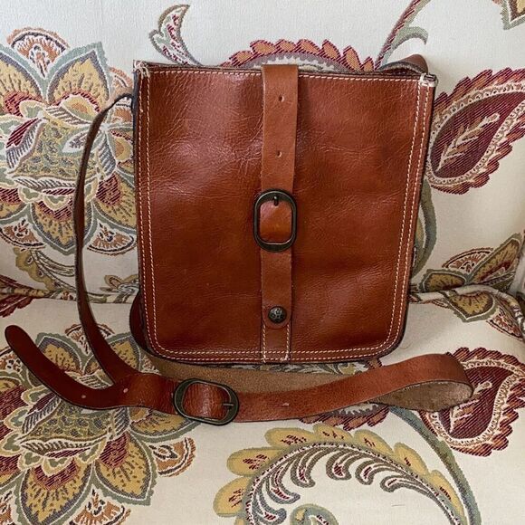 Patricia Nash Venezia Crossbody Pouch purse bag leather - Picture 2 of 10
